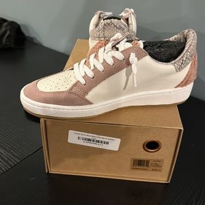 Vintage Havana Blush slip on sneakers